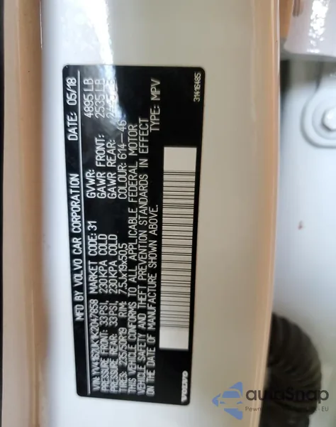 2019 Volvo Xc40 T5 Momentum z USA, uszkodzony, nr VIN YV4162UK1K2047858